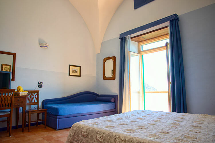http://www.amalfivillarina.it/wp-content/uploads/2017/06/Villa_Rina_Country_House_Amalfi_Coast_Room_Amalfi_02.jpg.jpg